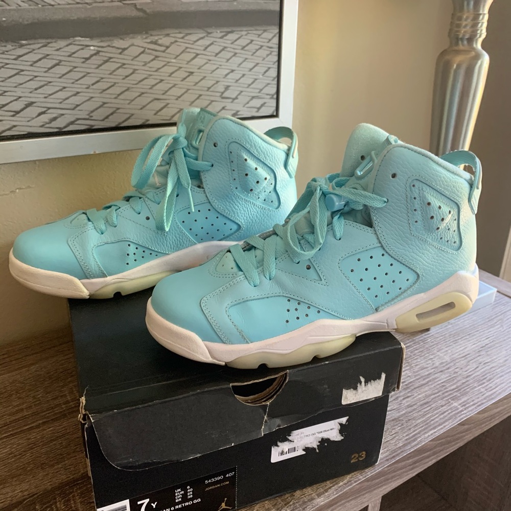 Jordan 6 - Picture 1 of 6